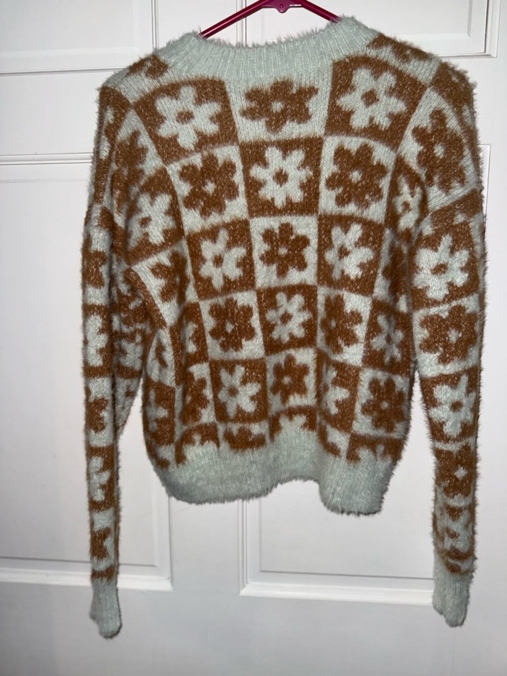 SO Floral Check Crewneck Sweater - Mint & Brown - Picture 2 of 5